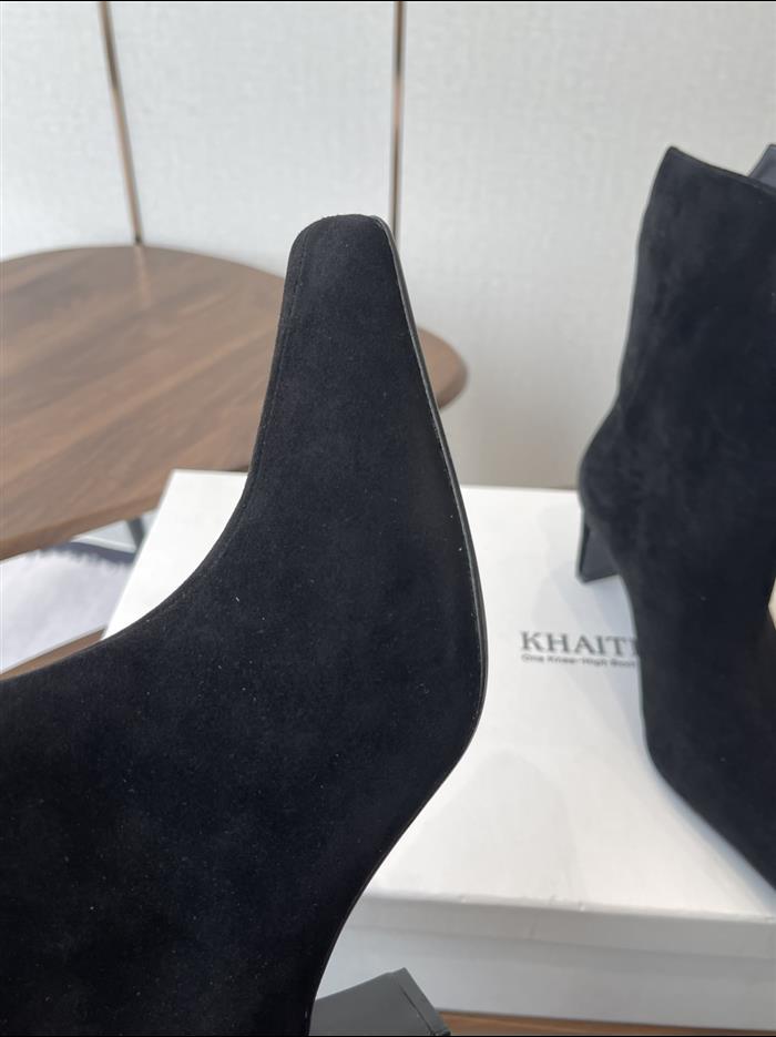 2025112817448855 390